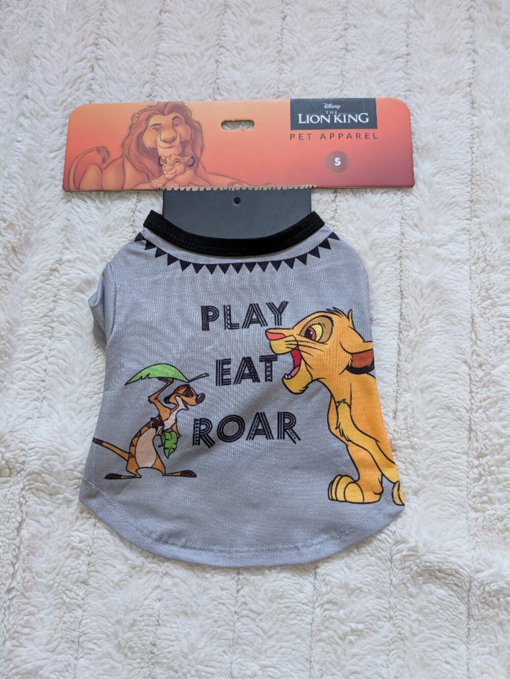 Disney Gray Short Sleeve Tee with Simba & Timon Play Eat Roar Graphic, Size Smal